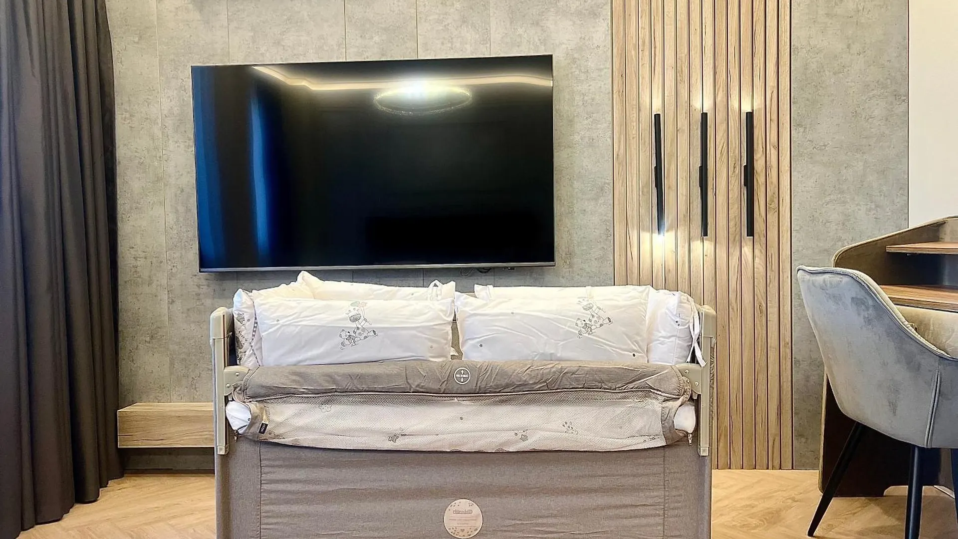 Pirin Suite Varna Apartment